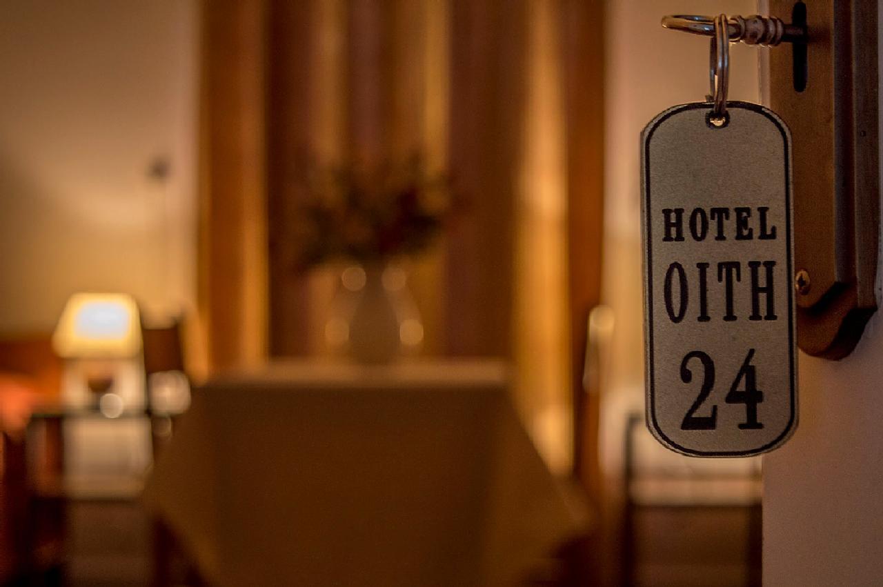Hotel Oiti 로우트라 이파티스 외부 사진